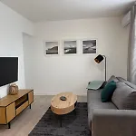 U Kostela Lejlighed *