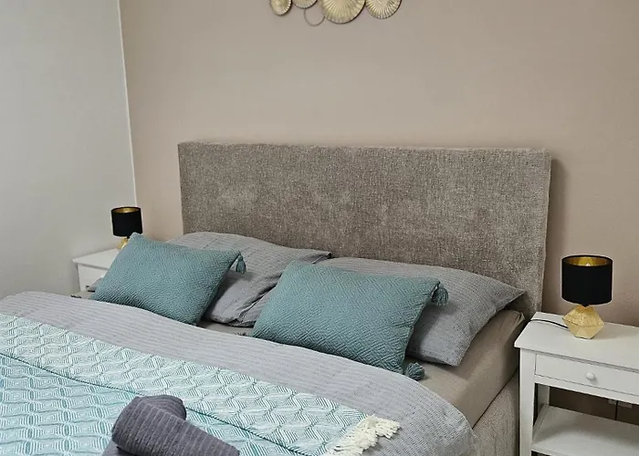 U Kostela Unicov